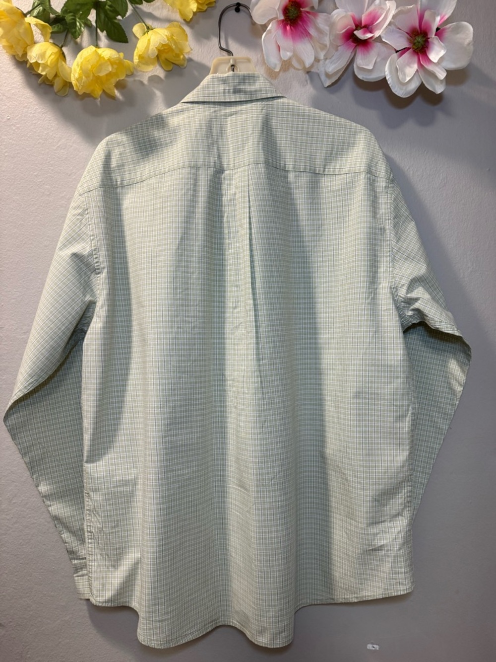 Eddie Bauer Light Green Plaid Long-Sleeve Shirt - Picture 4 of 12